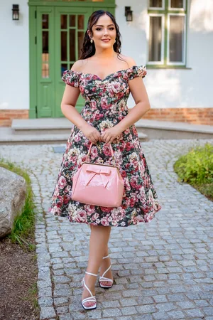 Banned Retro Flower Show Off Shoulder Swing Jurk in Roze