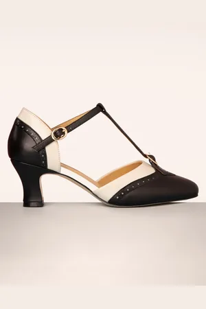 Charlie Stone Luxe Parisienne T-Strap pumps in zwart en crème