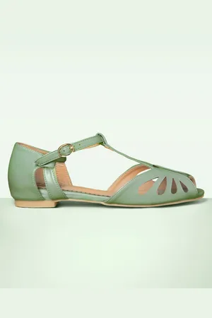 Banned Retro Secret love ballerina