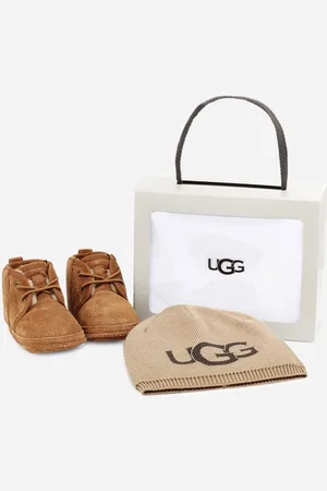 Baby uggs maat online 16