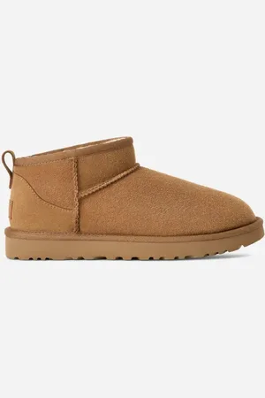 UGG ® Classic Ultra korte laars voor Dames in Brown, Maat 36, Suede