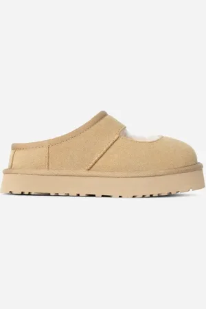 UGG ® Bea Mary Jane in Brown, Maat 31, Suede