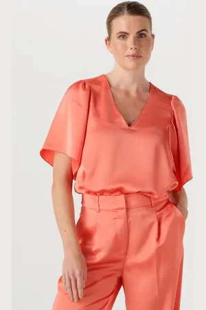 Dante 6 T-Shirt Dames Arvi Satin Butterfly Sleeve Top