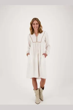 Zusss Jurk met borduursels sand/saliegroen