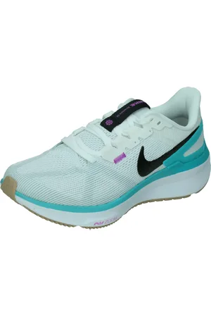 Nike Structure 25