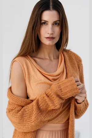 Maicazz Vest keiba coral gold