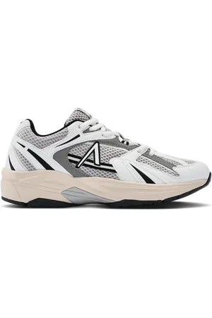 Arkk Copenhagen Oserra el6700-1061-w white black