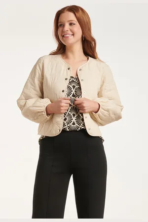 Smashed Lemon 24705 offwhite gewatteerde jas met hartvormige stiksel |