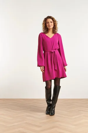 Smashed Lemon 23587 elegante paarse v-hals jurk met ballonmouwen |