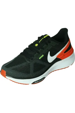 Nike Structure 25