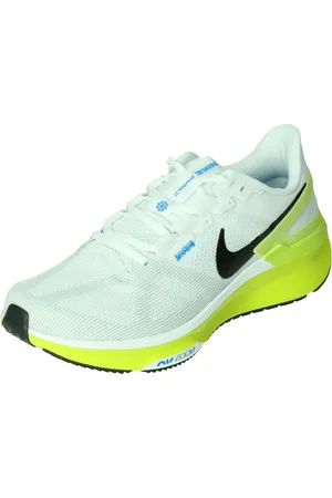 Nike Structure 25