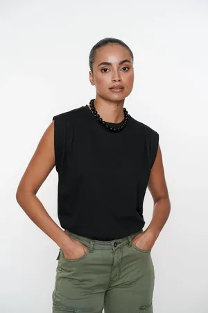 Geisha 52100-47 999 t-shirt pleads at shoulder black
