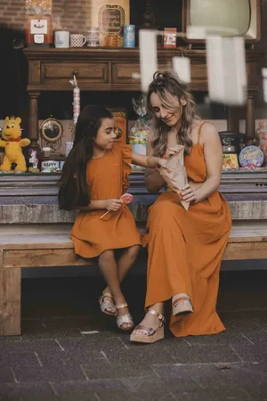 LOOXS Revolution Lxs maxi katoenen zomerjurk oker voor dames in de kleur