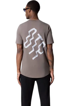 OFF THE PITCH Triple sli fit t-shirt