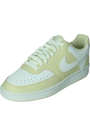 Nike Court vision low
