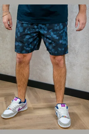 Lyle & Scott Digital floral print floral short