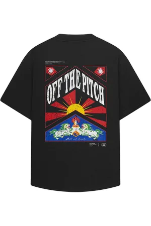 OFF THE PITCH Season oversized tee