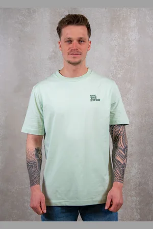 OFF THE PITCH Landscape regular tee