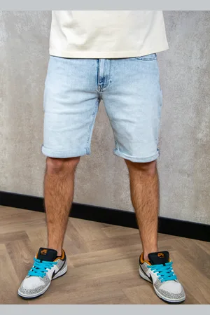 Pure Path The miles slim fit denim short