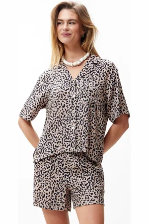 Catwalk Junkie 2502021600 resort leopard blouse