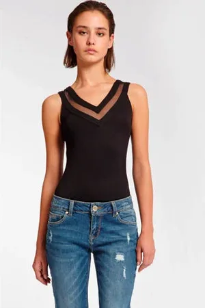 Morgan Singlet