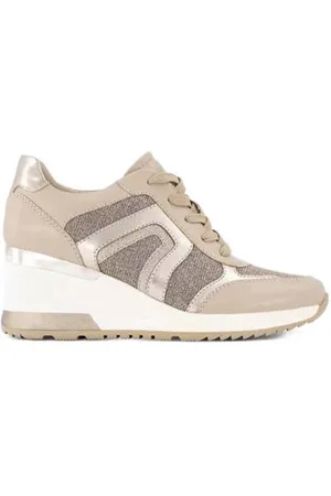 Sneakers met online hak