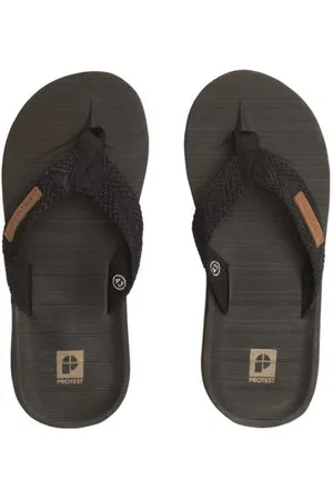 Protest Haiti teenslippers
