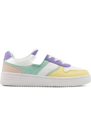 Graceland Sneakers