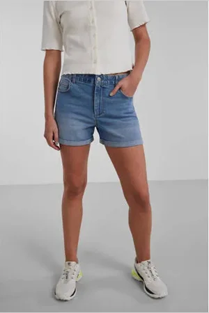 Pieces® Slim fit denim short PCPEGGY