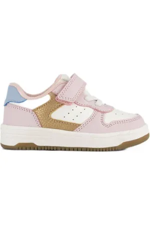 Graceland Sneakers
