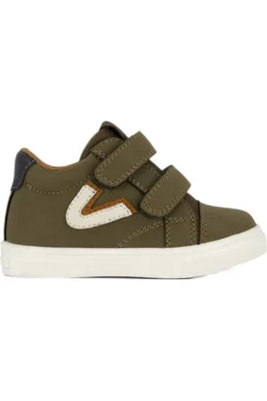 Vty Sneakers