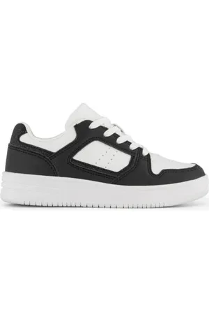 Graceland Sneakers