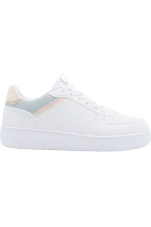 Graceland Sneakers