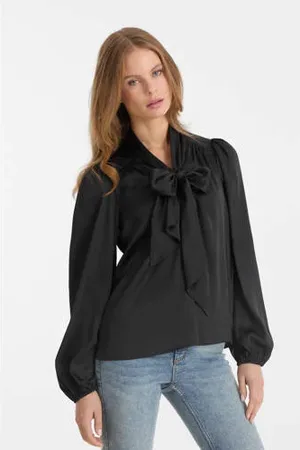 Anytime Satijnen blouse met strikkaag