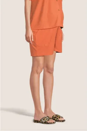 Love2wait Regular fit short Siena
