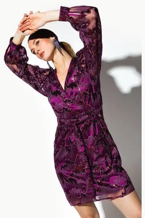 FREEBIRD Wikkeljurk Dieke met all over print en glitters paars/ donkerpaars/ roze