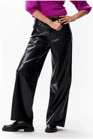 Catwalk Junkie Imitatieleren high waist straight fit broek met dierenprint