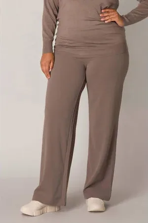 Base Level Wide leg broek Arah
