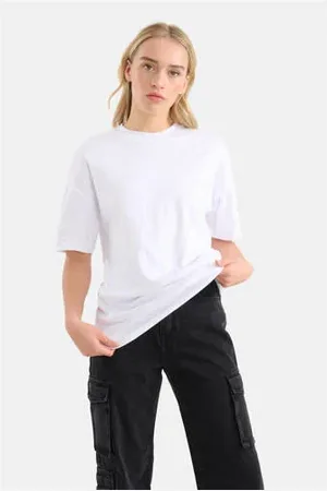 SHOEBY T