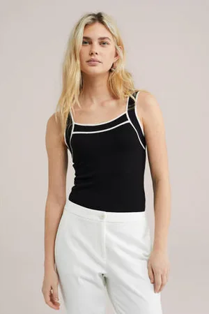 WE Fashion Mouwloze top zwart