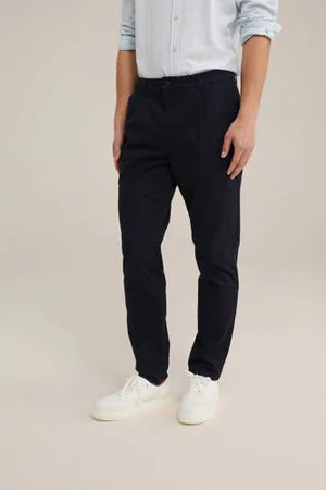 WE Fashion WE Fundamentals tapered fit chino Ben