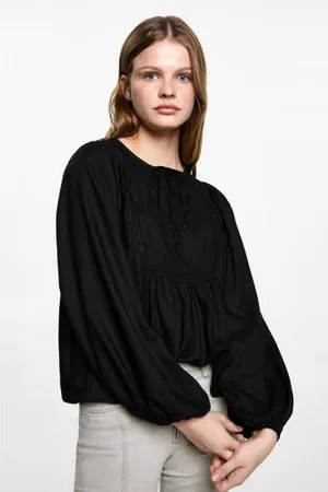 MANGO Blousetop