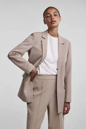 Pieces® Oversized blazer PCBOSSY