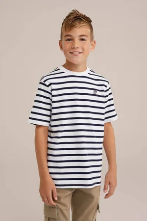 WE Fashion T