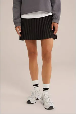 WE Fashion Korte rok antraciet