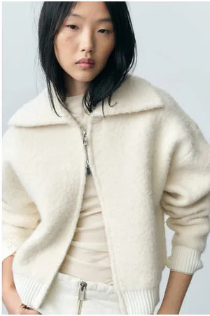 MANGO Boucle vest ecru