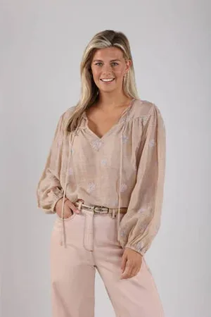 NUKUS Blousetop lichtbruin