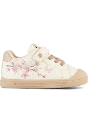 Graceland Sneakers
