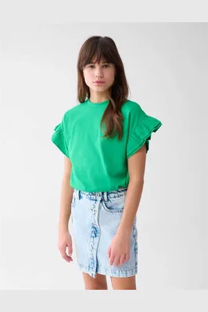 SHOEBY T