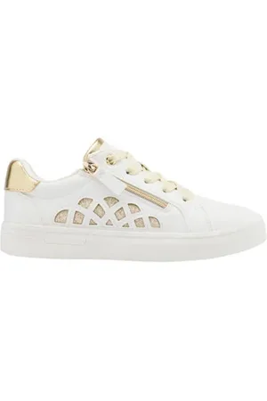 Graceland Sneakers